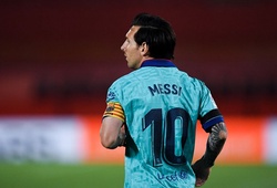 Thống kê ghi bàn ấn tượng của Messi bằng chân không thuận