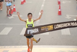 “Nhà vô địch giày thủng” Lê Tấn Hi lập kỷ lục ngay lần đầu tham dự giải marathon Long Biên