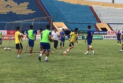 Nam Định FC xin lỗi vì để khán giả tấn công BHL Quảng Nam FC