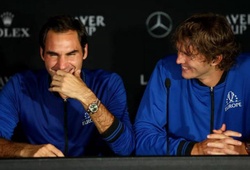 Roger Federer thừa nhận "cô đơn" không có bạn trong làng banh nỉ