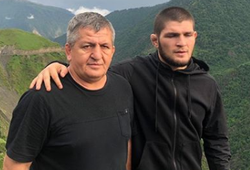 Cha Khabib chủ động dàn hòa, mời Conor McGregor đến Dagestan xem giải Vô địch Sambo Thế giới