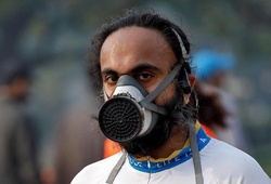 Giải chạy bộ Ấn Độ khiến người xem ngơ ngác vì thiếu... 