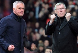 Thắng Newcastle, Mourinho tạm gạt lo lắng để tự hào vì vượt Sir Alex Ferguson?