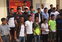 Tranh thủ trước AFF Cup 2018, Nam Định làm từ thiện ở vùng bị lũ quét tại Lào Cai
