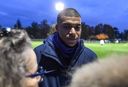 Phí chuyển nhượng kỷ lục, lương cao nhưng Kylian Mbappe vẫn hoảng sợ trước thời đại bóng đá kim tiền