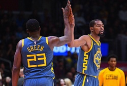 Cả NBA mừng hụt khi sau tất cả, Draymond Green và Kevin Durant đã "trở về với nhau"