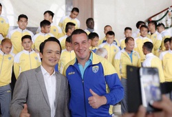 Từ chuyện Bầu Quyết: Điểm mặt những ông bầu từ bỏ bóng đá Việt