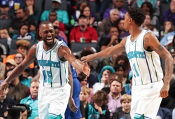 Nhìn lại những phút cuối nghẹt thở giữa Philadelphia 76ers - Charlotte Hornets