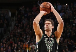 Ấn tượng với 8 pha 3 điểm của Brook Lopez trong trận đấu gặp Denver Nuggets