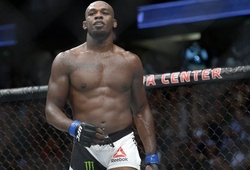 Jon Jones trở mặt, tuyên bố Daniel Cormier không xứng đáng với trận tái đấu