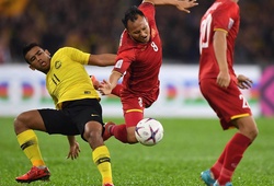 Chung kết AFF Cup 2018: ĐT Malaysia "chặt chém" ĐT Việt Nam bằng tiểu xảo và... nắm đấm