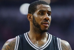 Tình huống ghi điểm chuẩn mực của LaMarcus Aldridge trước Portland Trail Blazers