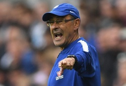 Maurizio Sarri "tra hỏi" cầu thủ Chelsea sau trận thua ngược Wolves 