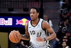 36 điểm của DeMar DeRozan làm lu mờ LeBron James, nhấn chìm Los Angeles Lakers