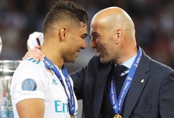 Giới truyền thông, cộng đồng mạng xã hội choáng váng thế nào về vụ Zidane chia tay Real Madrid?