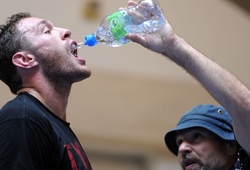 Tầm quan trọng của việc bổ sung đủ nước khi tập luyện MMA