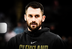 Kevin Love có thể sẽ trở thành vật hi sinh để Cleveland giữ LeBron ở lại