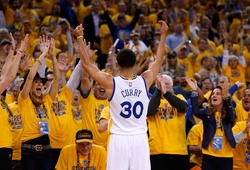 Cận cảnh cú Buzzer Beater của Stephen Curry tại NBA Finals khiến cả thế giới "phát cuồng"