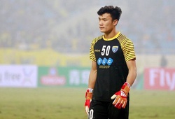 CĐV FLC Thanh Hóa hú hồn với pha "ói bóng" của Bùi Tiến Dũng trước Hải Phòng FC