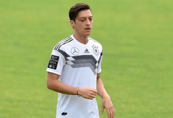 ĐT Đức nín thở vì Mesut Ozil tiếp tục nghỉ tập và nghỉ ngắn ngày