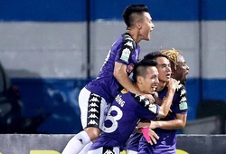 Pha dứt điểm góc hẹp khó tin của Văn Kiên hạ gục thủ môn Tuấn Linh