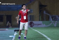 Bị Hà Nội FC ngược dòng không tưởng, HLV Nam Định ước còn xỏ giày vào sân được