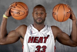 Huyền thoại NBA: 10 khoảnh khắc để đời của Alonzo Mourning