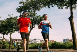 Những thầy cô giáo chạy marathon khiến học trò "lác mắt" nể phục