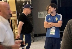 Sao Thụy Điển bỏ ăn sáng để "tháo chạy" khỏi khách sạn báo cháy trước trận gặp Anh