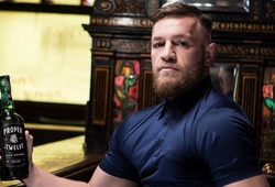 Conor McGregor tuyên bố vé vào cửa buổi họp báo UFC 229 là... một chai whiskey 