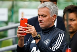 Những tin nhắn điện thoại của Mourinho giúp Man Utd sở hữu "đôi cánh" chất lượng như thế nào?
