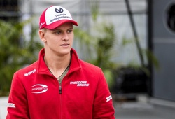 Thăng hoa ở giải F3 sẽ mở ra cánh cửa vào đội đua Ferrari cho Schumacher "con"?