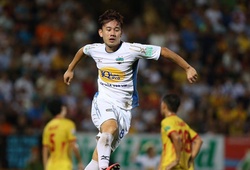 Minh Vương "xé lưới" Nam Định FC, giúp Hoàng Anh Gia Lai rộng cửa trụ hạng