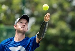 Cảm phục trước tay vợt khuyết tật với điểm số đầu tiên của ATP