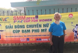 CĐV 87 tuổi và tình yêu đặc biệt với bóng chuyền nữ Việt Nam