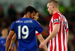 Diego Costa: Del Bosque nói không, Rooney bảo có