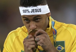 Neymar từ chức đội trưởng tuyển Brazil