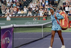 Nụ cười rạng rỡ của Venus Williams ngày trở lại Indian Wells