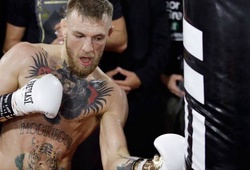 Video: Tiết lộ cảnh đối luyện của McGregor trước trận đấu tỷ đô
