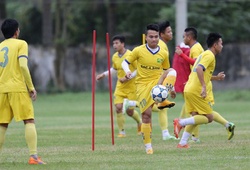 Các đội bóng V.League đồng loạt khai xuân ngày mùng 4 Tết