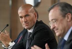 Florentino Perez: “Zidane không cần  thêm người”