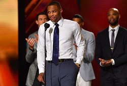 Russell Westbrook đoạt NBA MVP: Khi người đàn ông khóc…