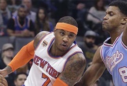 "Đại gia" New York Knicks đi bằng chân đất sét