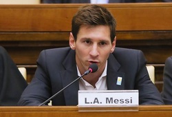 Lionel Messi nhận án 21 tháng tù treo