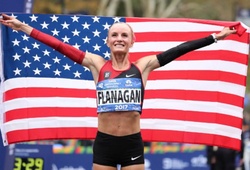 Shalane Flanagan là nữ VĐV Mỹ vô địch New York City Marathon sau 40 năm