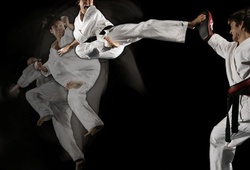 Taekwondo: Tròn mắt xem "liên hoàn cước" xoay 360 độ