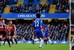 Chelsea 3-0 Bournemouth, Arsenal 1-0 West Brom: Quà cho thành London