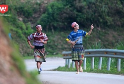 Đứng hình trước những "cô gái" H'Mông Ha Giang Marathon 2018