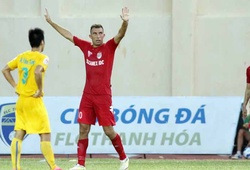 Hòa 2-2 trên sân Thanh Hóa, HLV Thanh Sơn thấy nhớ Moses
