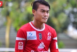 Trung vệ Long An lên Facebook phản đối trọng tài Nguyễn Trọng Thư